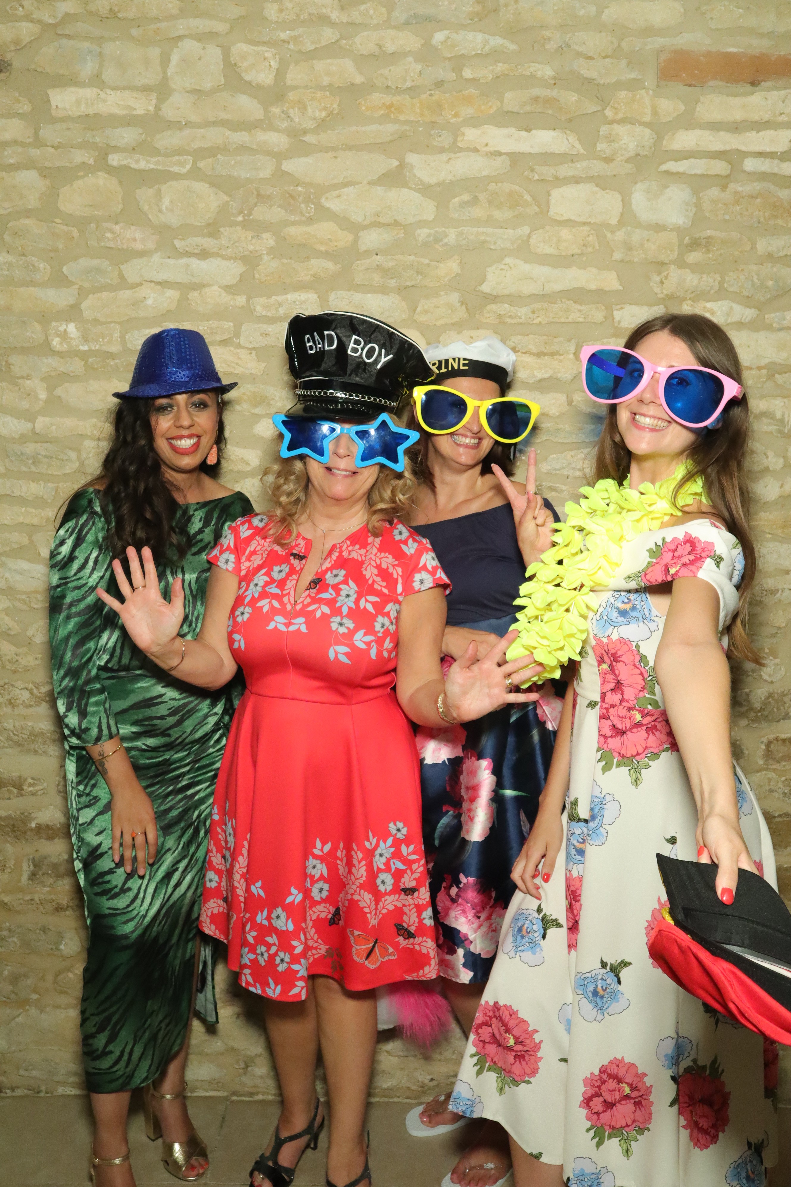 Natalie & Jack’s Wedding | View more photos from the event at gallery.myphotoboothexperience.co.uk/u/MyPhotoBoothExperienceLtd/Natalie-Jack’s-Wedding